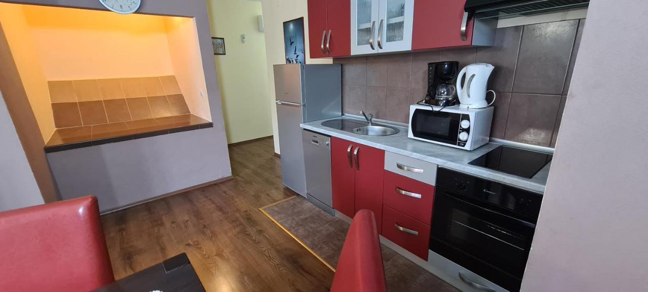 Apartments Mery Supetar Luaran gambar