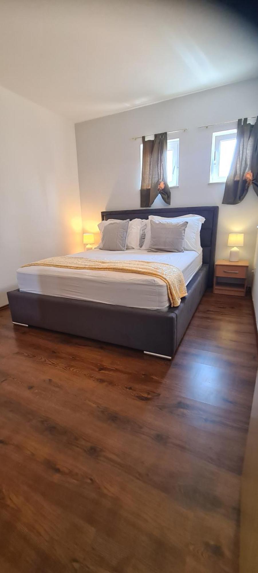 Apartments Mery Supetar Luaran gambar