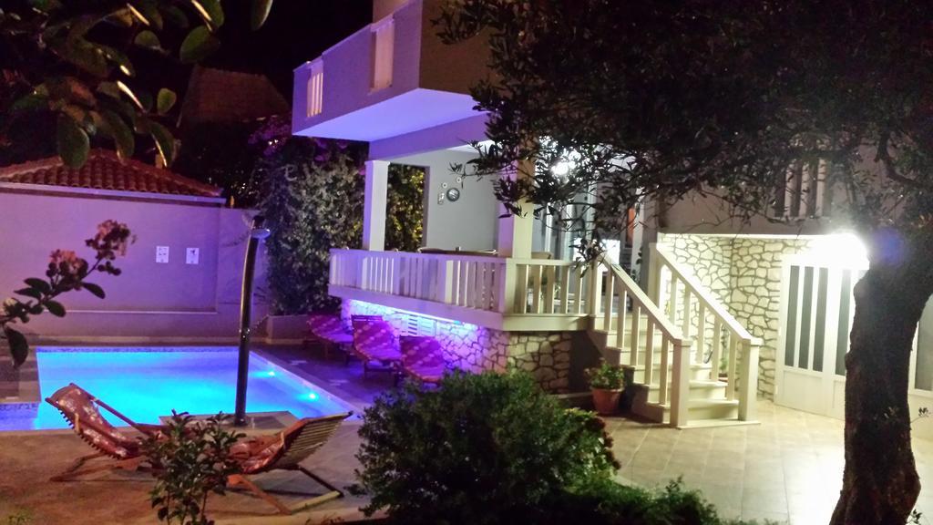 Apartments Mery Supetar Luaran gambar